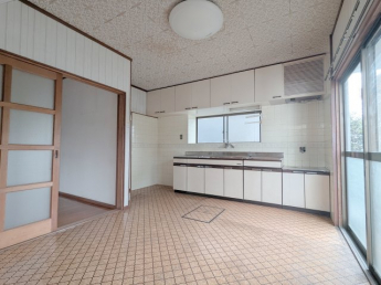 【居間・リビング】