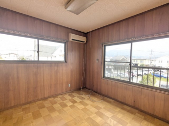 2階洋室6畳（南）