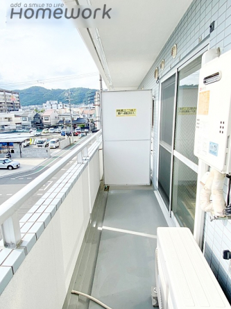【バルコニー】