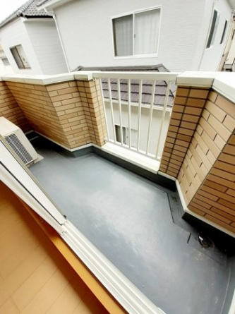 【バルコニー】
