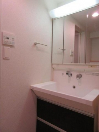 【洗面所】