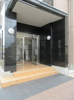 【エントランス】