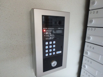 オートロック完備