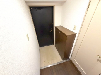 【玄関】