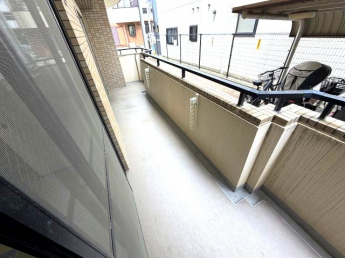 【バルコニー】