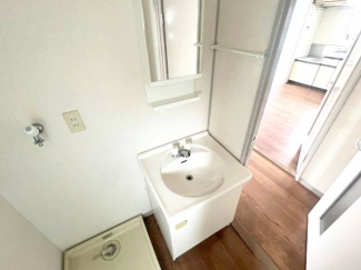 【洗面所】