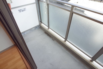 【バルコニー】