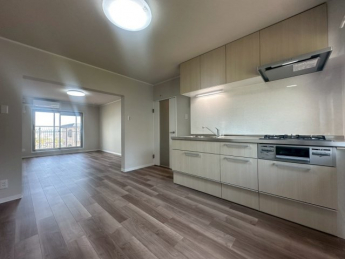 【居間・リビング】