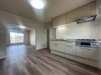 【居間・リビング】