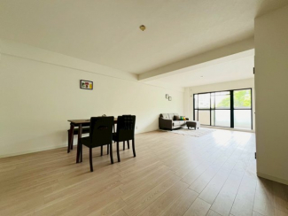 【居間・リビング】