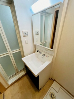 【独立洗面所】