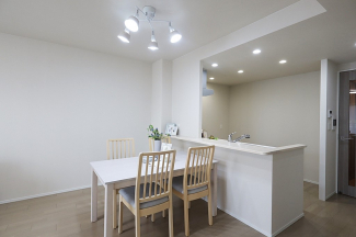 【居間・リビング】