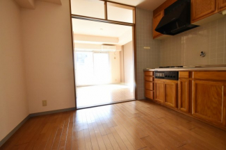 【居間・リビング】