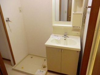 忙しい朝には欠かせない洗面所です