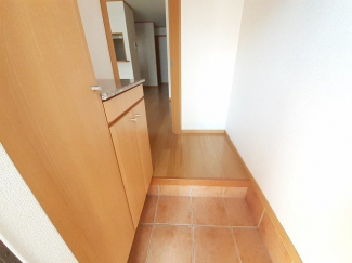 明るい玄関です