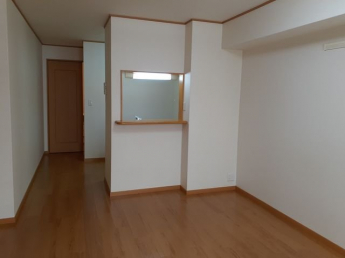 ゆったり過ごせるリビングです