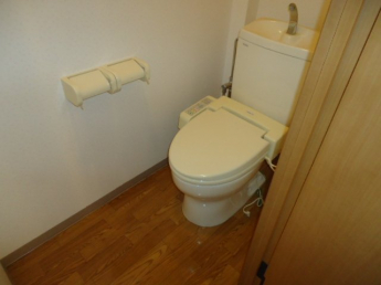 シャワー付トイレ