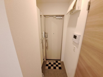 【玄関】