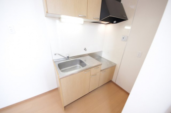 コンパクトなキッチンで掃除もラクラク