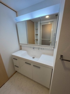 【独立洗面台】