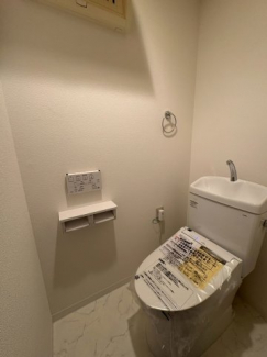 清潔感のあるトイレです