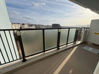 広々としたバルコニーです