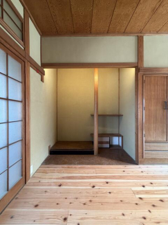 洲本市栄町４丁目の一戸建ての画像