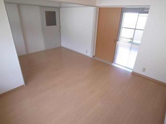 鶴甲コーポ２３号館の画像