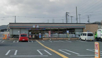 セブンイレブン姫路手柄店まで560m