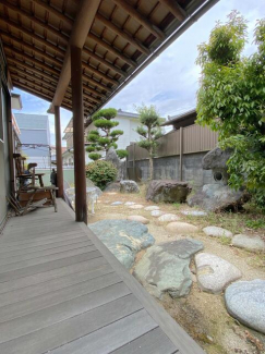 松山市西石井２丁目の中古一戸建ての画像