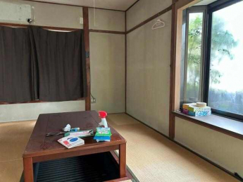 松山市立花２丁目の中古一戸建ての画像