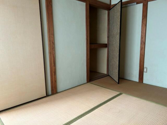 松山市立花２丁目の中古一戸建ての画像