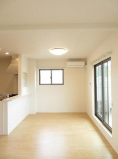 【居間・リビング】