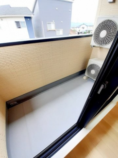 【バルコニー】