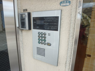 オートロック完備