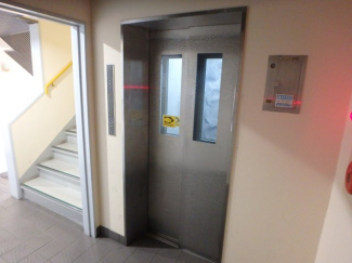 エレベーター完備