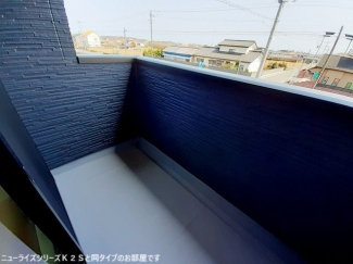 【バルコニー】