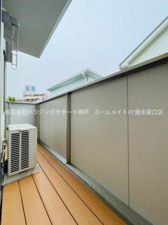 【バルコニー】