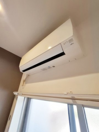 リビングエアコン