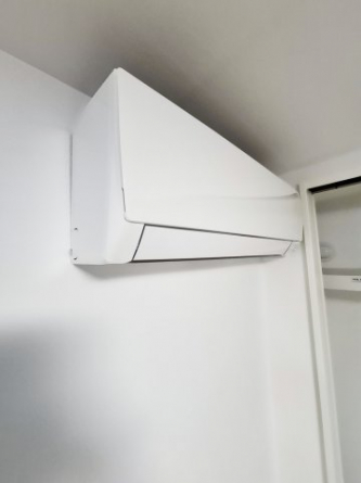 洋室　エアコン