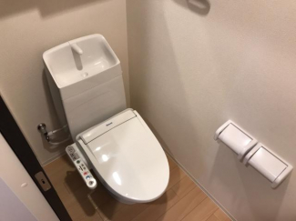 冬も快適な温水暖房便座