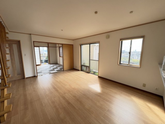 【居間・リビング】