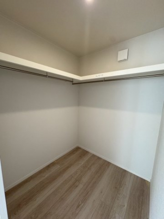 たっぷりとした収納スペースです