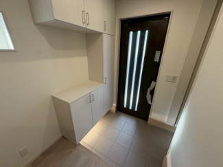 明るい玄関です