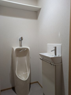 男性専用トイレ