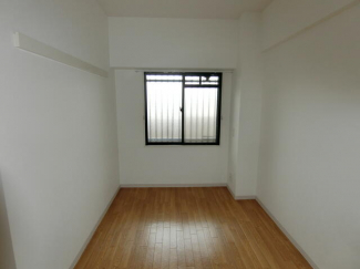 ファミリアル門戸の画像