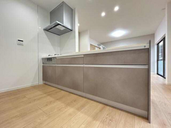 松山市空港通６丁目の中古一戸建ての画像