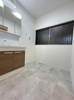 松山市空港通６丁目の中古一戸建ての画像