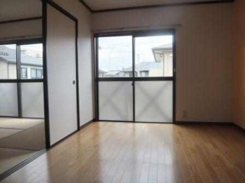 新居浜市東雲町２丁目のアパートの画像