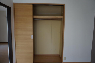 新居浜市東雲町２丁目のアパートの画像